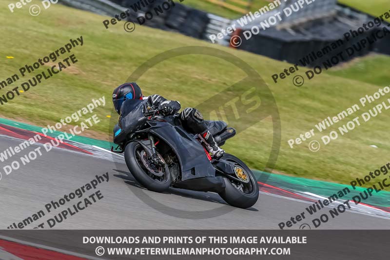 PJ Motorsport Photography;donington no limits trackday;donington park photographs;donington trackday photographs;no limits trackdays;peter wileman photography;trackday digital images;trackday photos